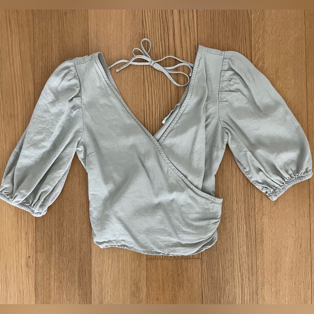 Abercrombie Wrap Crop Top
